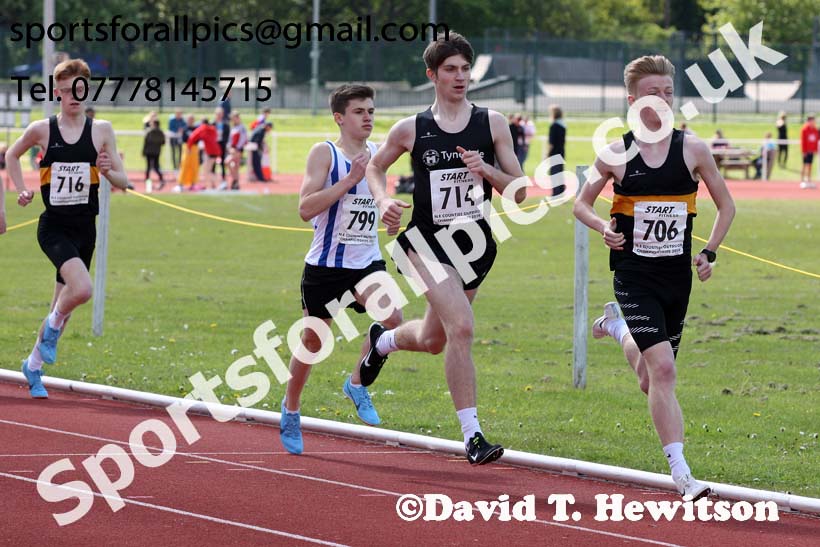Mens under-17s 800 metres 2019 North Eastern Track and Field Champs., Middlesbrough. Photo:  David T. Hewitson/Sports for All Pics